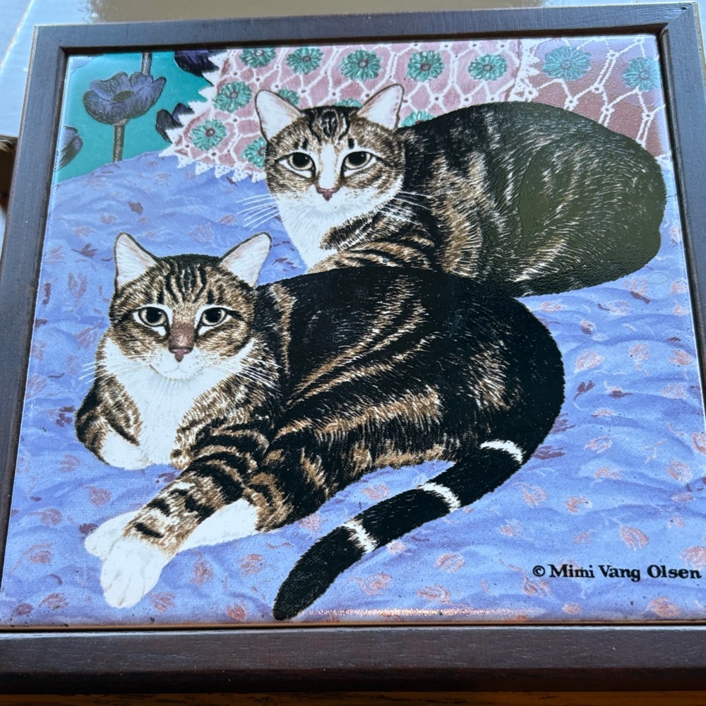 Avon cat trivet. Designed by Mimi Wang Olsen.